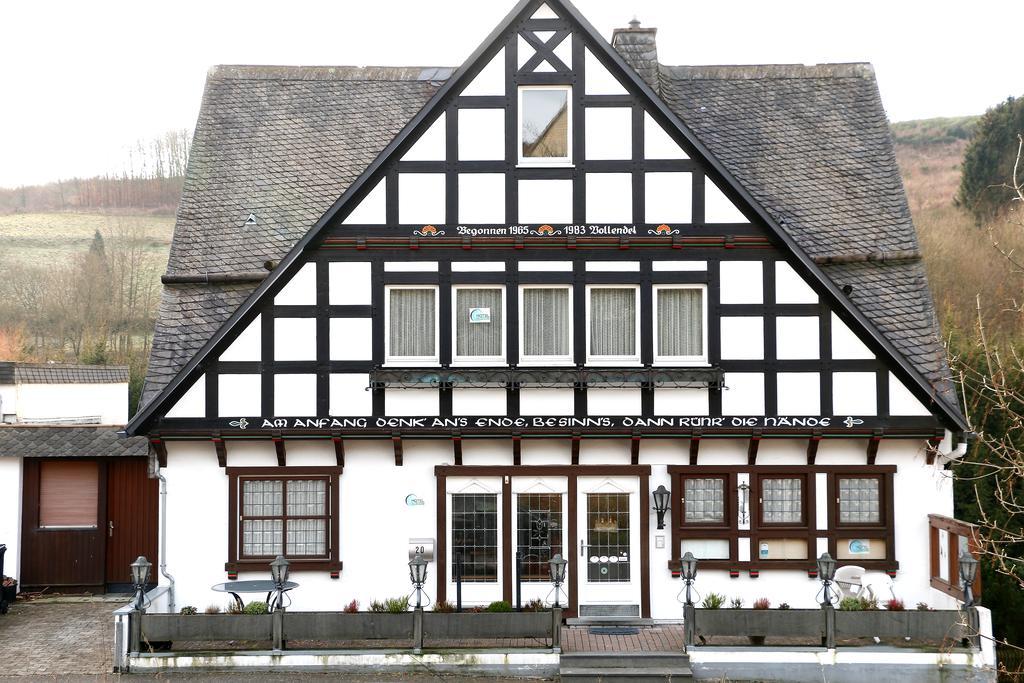 Hotel Die Welt Schmallenberg Exteriör bild